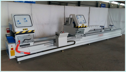 斷橋鋁門窗設(shè)備供應(yīng)廠家,廠家價(jià)格【圖】_價(jià)格_供應(yīng)商廠家_型號(hào)_聯(lián)系方式-濟(jì)南越辰機(jī)械設(shè)備