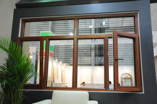 廊坊鳳鋁與泓潤(rùn)鋁塑門窗 專業(yè)門窗制作與制造的領(lǐng)軍者